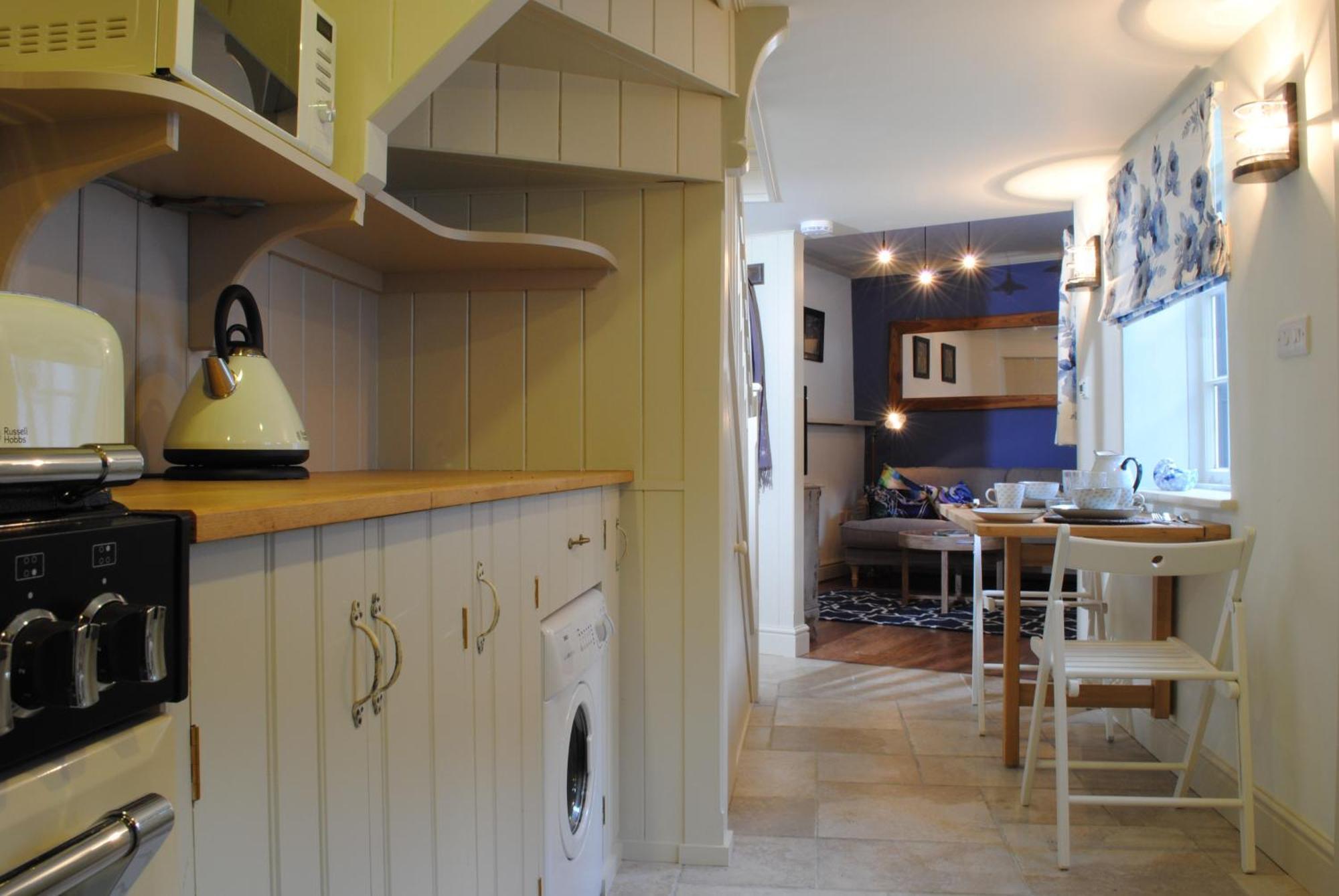 Courtyard Cottages Lymington, 2 Adults Only Bagian luar foto